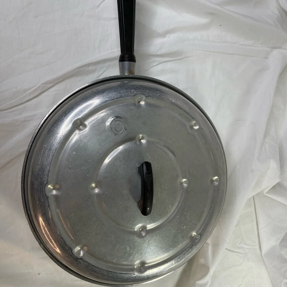 Vintage Wear-Ever Aluminum Cooking Pan with Lid Made in USA